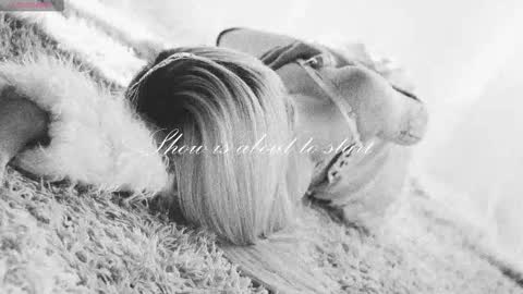 Chloe freelance model Please your thumbs up are important  online show from 10-09-25, 11:25