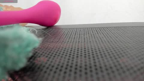 Vane online show from 04-04-26, 11:02