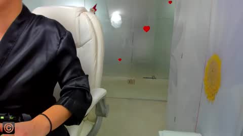 Miss Domina online show from 01-06-26, 03:54