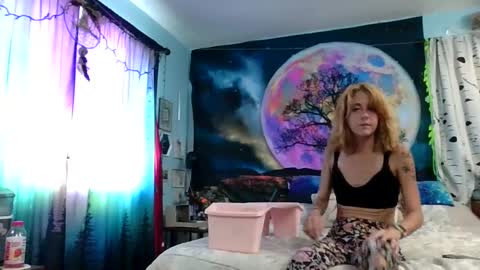 MissEeva online show from 09-19-25, 04:29