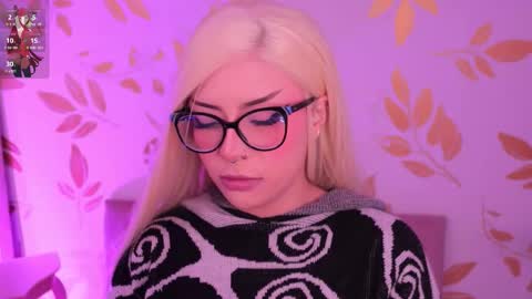 Snapshot of misselektra__ chatting on 01-08-26, 04:59 ELEKTRA online show from 01-08-26, 04:59