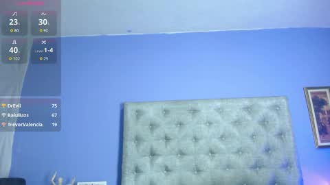 Snapshot of missellien chatting on 05-11-26, 04:04 Angela online show from 05-11-26, 04:04