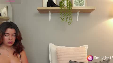 Yuliana online show from 11-27-25, 09:11