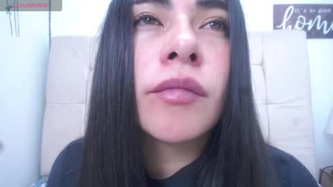 Snapshot of missexy303av chatting on 01-17-25, 03:22 missexy303av online show from 01-17-25, 03:22