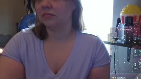 missfoxe12 online show from 11-19-25, 05:46