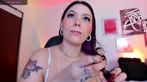 Annie online show from 12-22-24, 01:55