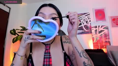 Annie online show from 03-02-25, 01:47