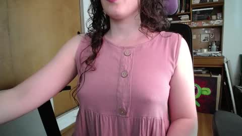 Ivana online show from 12-18-25, 05:41