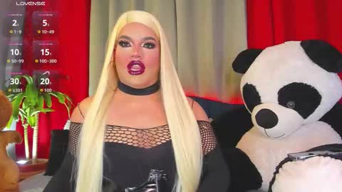 kassandra lazcano online show from 01-18-26, 01:20