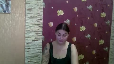 Lisa online show from 02-24-25, 04:36