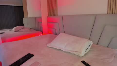 Snapshot of missloise chatting on 06-02-26, 02:57 Miss Loise online show from 06-02-26, 02:57