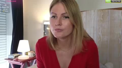 Misslucci online show from 10-18-25, 03:13