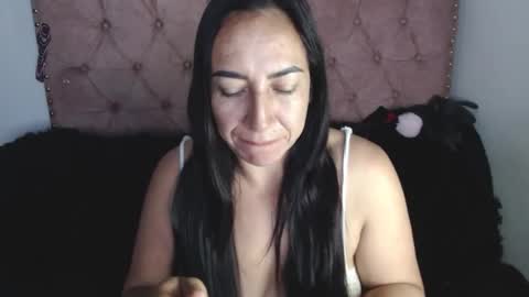 luccy online show from 04-12-26, 12:10