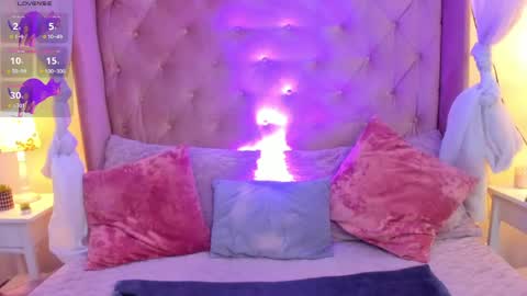 i am lyn online show from 04-24-26, 06:05