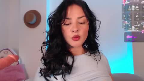 missmariana_ online show from 11-06-25, 12:22