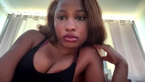 missmarimac online show from 03-09-26, 03:38