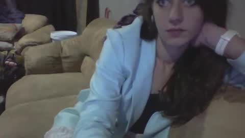 Snapshot of missmeandre chatting on 12-21-24, 07:38 4bdn couple online show from 12-21-24, 07:38