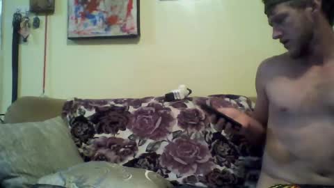 Snapshot of missmeandre chatting on 02-14-25, 04:15 4bdn couple online show from 02-14-25, 04:15