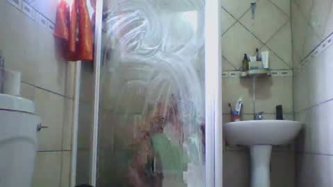 Snapshot of missmeandre chatting on 03-04-25, 10:46 4bdn couple online show from 03-04-25, 10:46