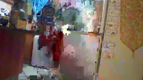 Snapshot of missmeandre chatting on 03-11-25, 07:36 4bdn couple online show from 03-11-25, 07:36