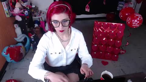 Miss Mia online show from 02-19-25, 04:33