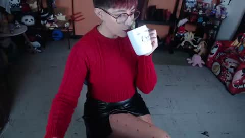 Snapshot of missmia2 chatting on 07-09-26, 02:21 Miss Mia online show from 07-09-26, 02:21