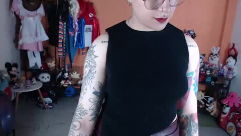 Snapshot of missmia2 chatting on 07-29-26, 02:04 Miss Mia online show from 07-29-26, 02:04