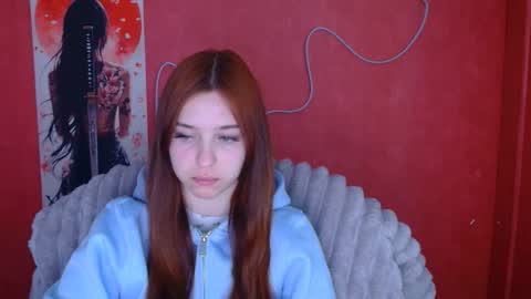 Mia online show from 02-03-26, 01:05