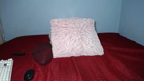 mimmi online show from 11-13-25, 07:07