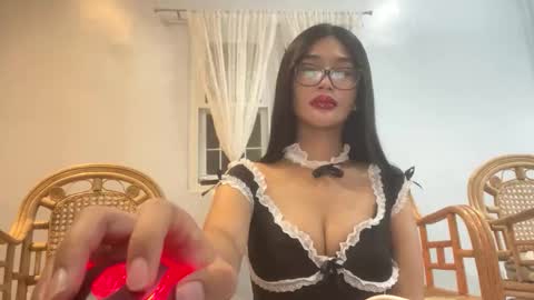 missminervaa online show from 10-24-25, 05:20