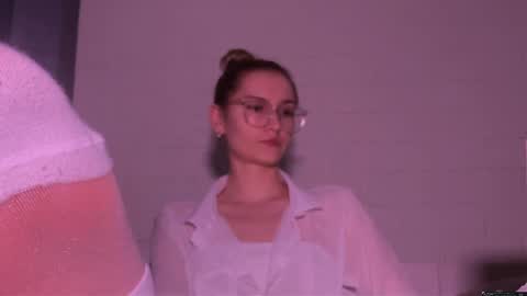 missmiroslava online show from 05-07-26, 06:35