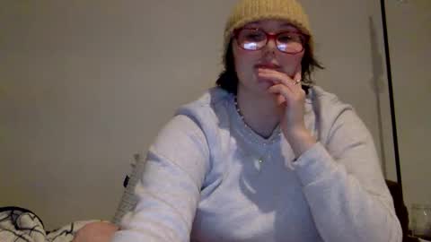 Snapshot of missmistressmal chatting on 12-13-25, 10:04 missmistressmal online show from 12-13-25, 10:04