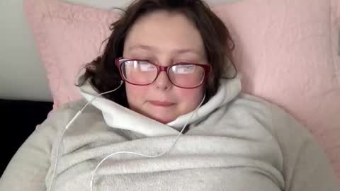 Snapshot of missmistressmal chatting on 05-25-26, 09:43 missmistressmal online show from 05-25-26, 09:43