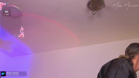 Snapshot of missmonaco chatting on 01-31-25, 05:51 Emma Rivera online show from 01-31-25, 05:51