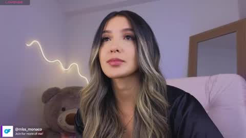 Snapshot of missmonaco chatting on 04-16-26, 02:45 Emma Rivera online show from 04-16-26, 02:45