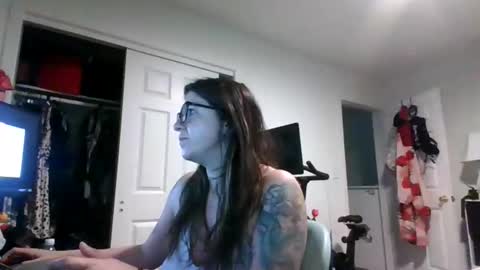 MissMona online show from 05-26-26, 10:11
