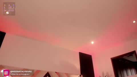 Nataly Rivas online show from 11-20-25, 01:11