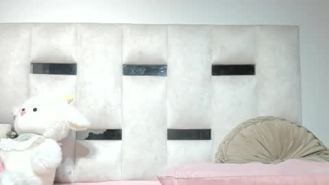 Snapshot of missnatasha05 chatting on 02-17-26, 12:40 missnatasha05 online show from 02-17-26, 12:40