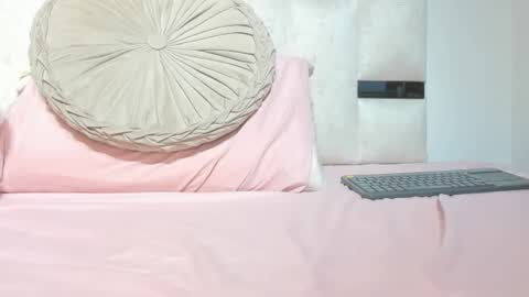 Snapshot of missnatasha05 chatting on 02-17-26, 10:38 missnatasha05 online show from 02-17-26, 10:38