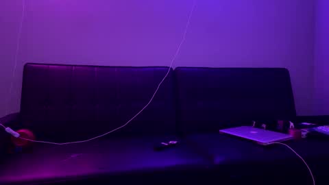 SlaveMissOdin online show from 02-04-25, 11:38