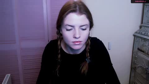 Snapshot of missoliviaa_ chatting on 01-12-25, 05:44 Olivia online show from 01-12-25, 05:44