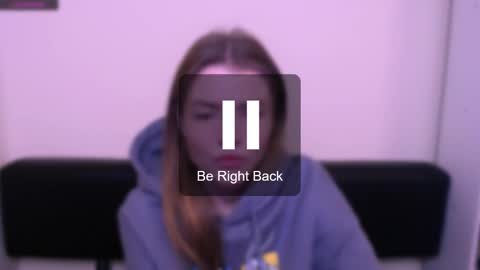 Snapshot of missoliviaa_ chatting on 01-21-25, 08:08 Olivia online show from 01-21-25, 08:08