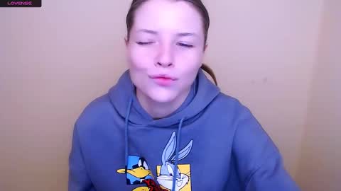 Snapshot of missoliviaa_ chatting on 01-29-25, 07:57 Olivia online show from 01-29-25, 07:57