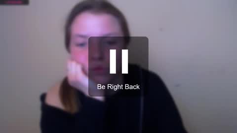 Snapshot of missoliviaa_ chatting on 02-28-25, 11:03 Olivia online show from 02-28-25, 11:03