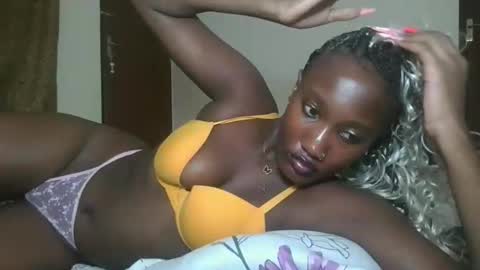 pretty gal online show from 11-17-25, 09:31