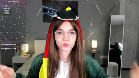 misss_evelyne online show from 12-20-25, 03:35