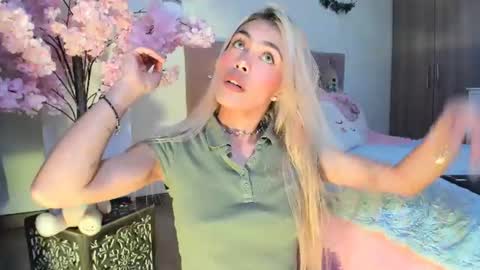 Snapshot of misssofiia_7 chatting on 06-26-26, 12:37 ... Independent model online show from 06-26-26, 12:37