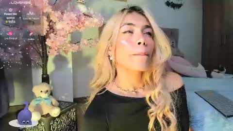 Snapshot of misssofiia_7 chatting on 07-05-26, 12:39 ... Independent model online show from 07-05-26, 12:39