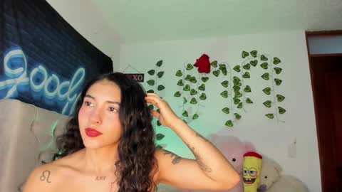 Snapshot of misstexass_ chatting on 09-25-25, 12:47  Natalie Texass indepedent model online show from 09-25-25, 12:47