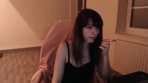 missthon online show from 01-12-25, 10:22